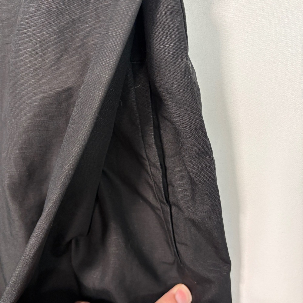 COS Womens Jumpsuit Size 8 Black V-Neck Wide Leg Short Sleeve Minimalist 10849 - Picture 3 of 15